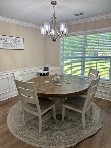 856 Bentwood Circle, Manning, SC 29102