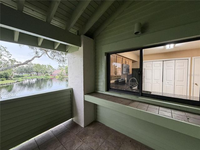 4158 PINELAKE LANE 202, Tampa, FL 33618