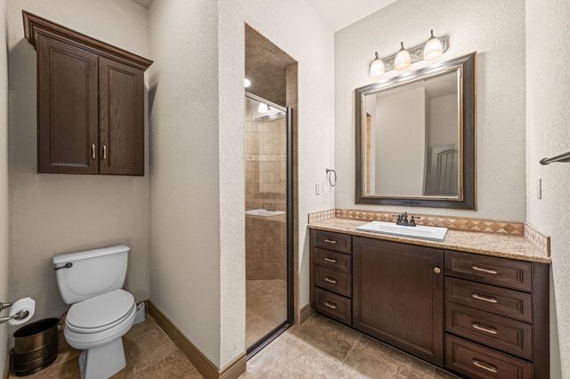 2928 Dry Hollow Drive, Kerrville, TX 78028