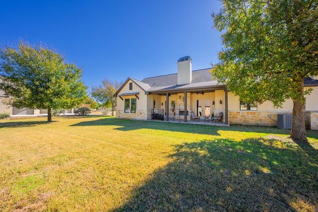2928 Dry Hollow Drive, Kerrville, TX 78028