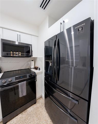 1851-1853 NW 22nd Place, Miami, FL 33125