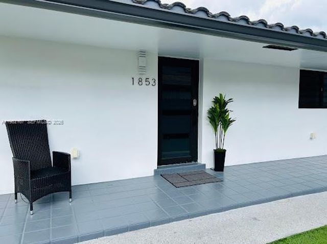 1851-1853 NW 22nd Place, Miami, FL 33125