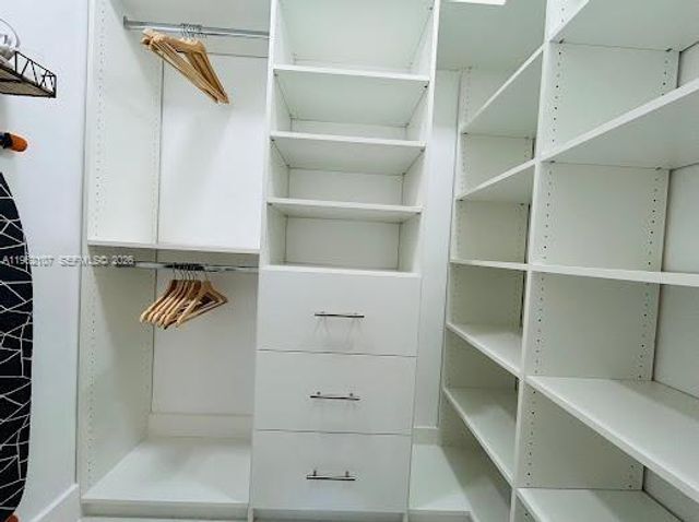 1851-1853 NW 22nd Place, Miami, FL 33125