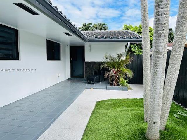 1851-1853 NW 22nd Place, Miami, FL 33125