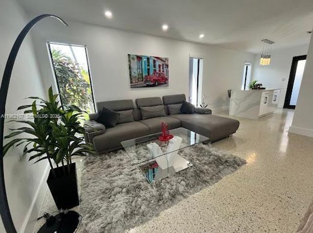1851-1853 NW 22nd Place, Miami, FL 33125