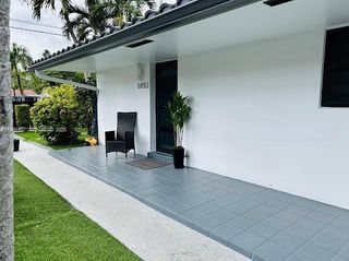 1851-1853 NW 22nd Place, Miami, FL 33125
