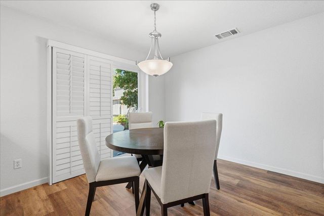 7801 Auburn Wind Ct, Citrus Heights, CA 95610