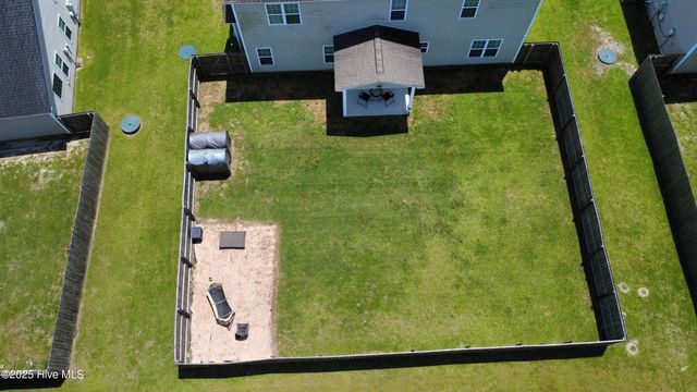 703 Kiwi Stone Circle, Jacksonville, NC 28546