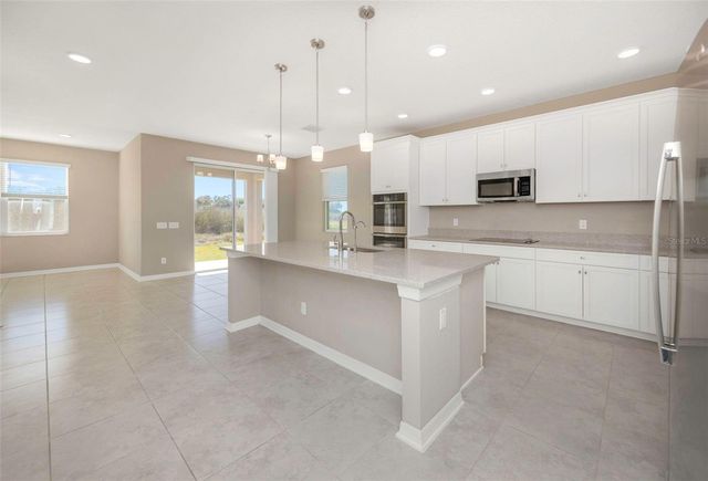 38132 COBBLE CREEK BOULEVARD, Zephyrhills, FL 33540