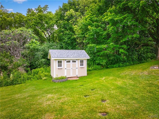 514 Higby Road, New Hartford, NY 13413