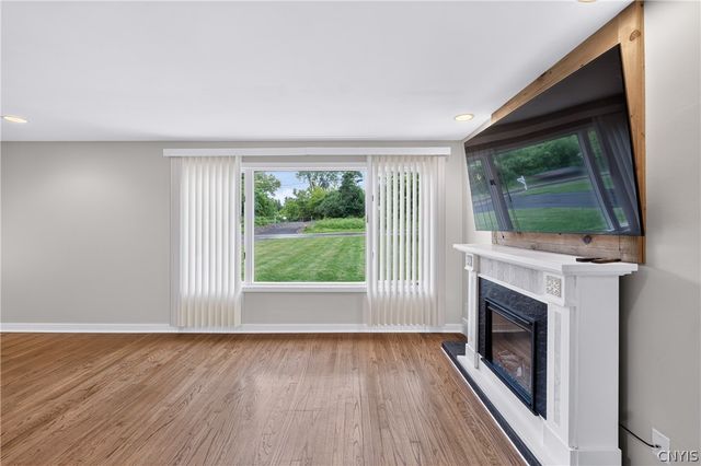514 Higby Road, New Hartford, NY 13413