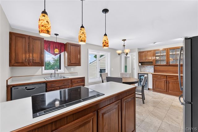 514 Higby Road, New Hartford, NY 13413