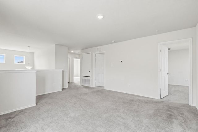 201 Katie Elder DR, Jarrell, TX 76537