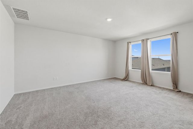 201 Katie Elder DR, Jarrell, TX 76537