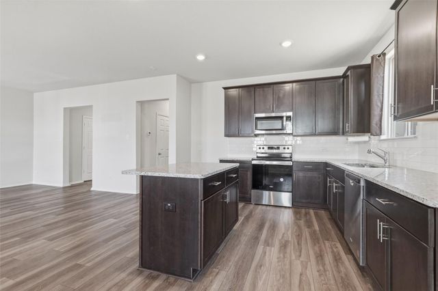 201 Katie Elder DR, Jarrell, TX 76537