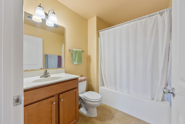 1719 Low Country Pl Apt B, Myrtle Beach, SC 29577