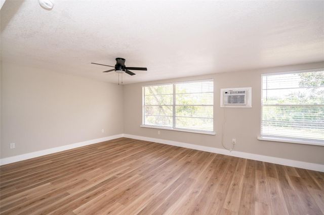 415 COUNTRY CLUB DRIVE, Oldsmar, FL 34677