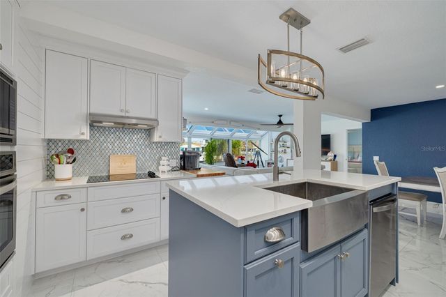 5105 PELICAN DRIVE, New Port Richey, FL 34652