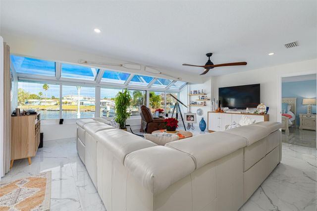 5105 PELICAN DRIVE, New Port Richey, FL 34652