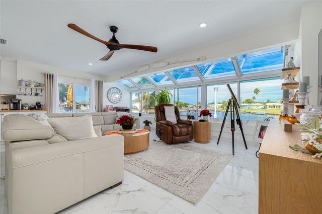 5105 PELICAN DRIVE, New Port Richey, FL 34652