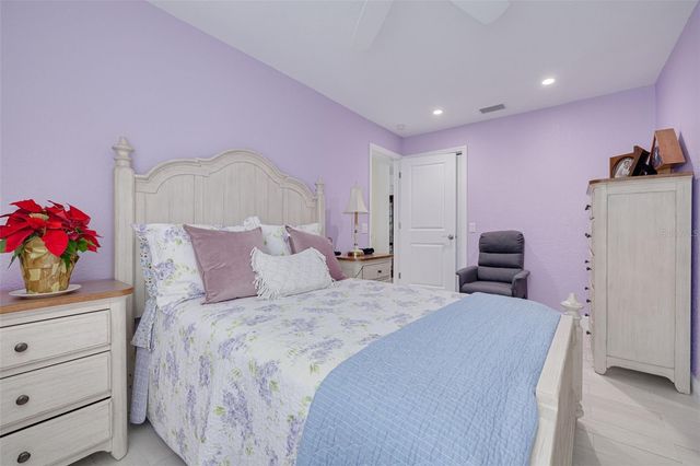 5105 PELICAN DRIVE, New Port Richey, FL 34652