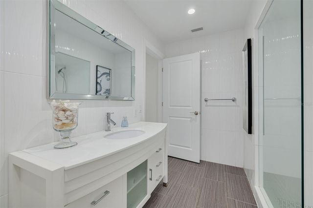 5105 PELICAN DRIVE, New Port Richey, FL 34652