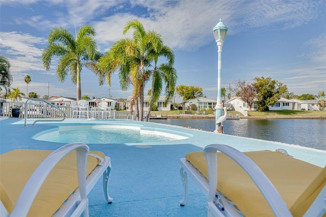 5105 PELICAN DRIVE, New Port Richey, FL 34652