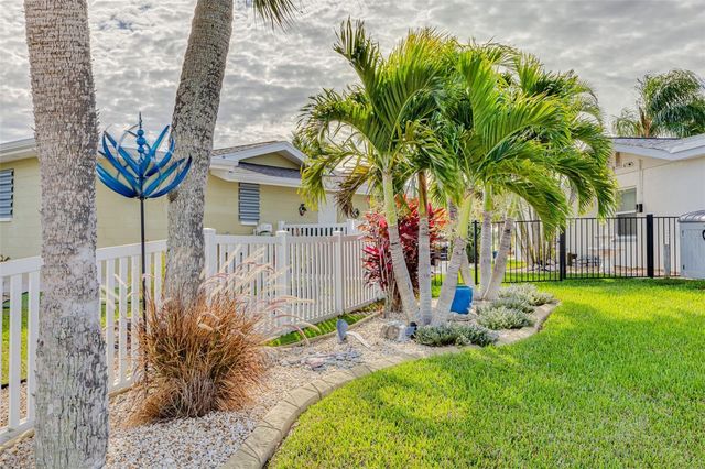 5105 PELICAN DRIVE, New Port Richey, FL 34652