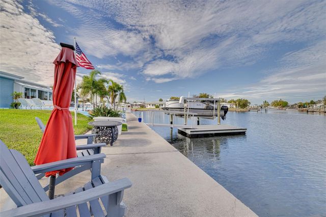 5105 PELICAN DRIVE, New Port Richey, FL 34652