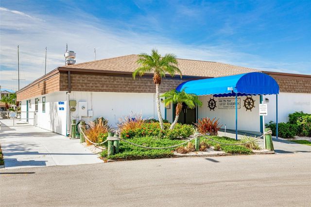 5105 PELICAN DRIVE, New Port Richey, FL 34652