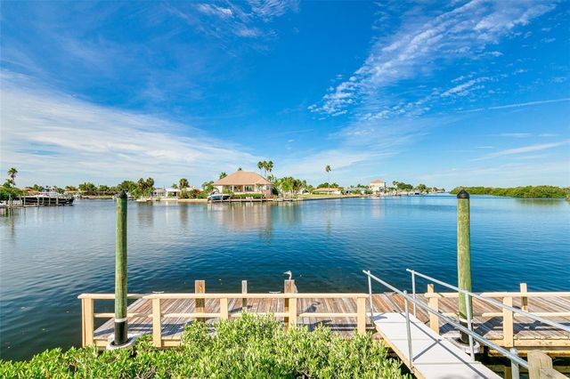 5105 PELICAN DRIVE, New Port Richey, FL 34652