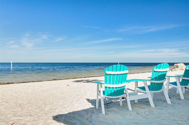 5105 PELICAN DRIVE, New Port Richey, FL 34652