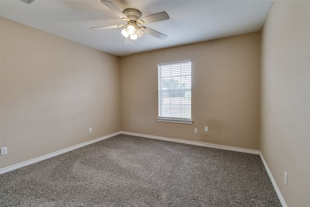 454 E Fulton Street, Van Alstyne, TX 75495