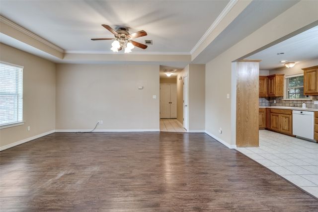 454 E Fulton Street, Van Alstyne, TX 75495