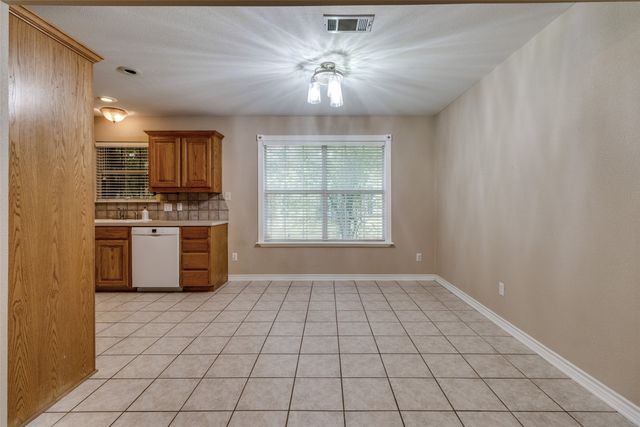 454 E Fulton Street, Van Alstyne, TX 75495