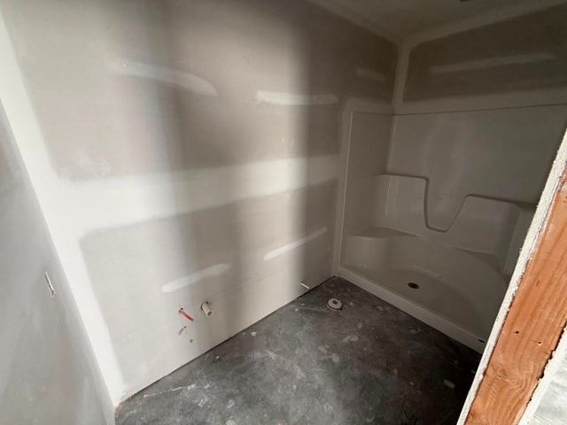 8986 E Joshua St, Bel Aire, KS 67226