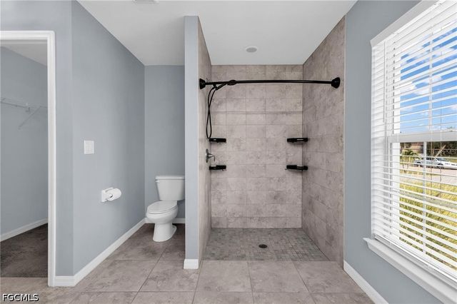 2926 NW 25th ST, Cape Coral, FL 33993