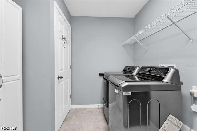 2926 NW 25th ST, Cape Coral, FL 33993
