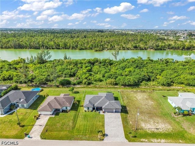 2926 NW 25th ST, Cape Coral, FL 33993