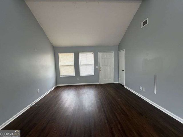 804 Emerald Forest Circle, Lawrenceville, GA 30044