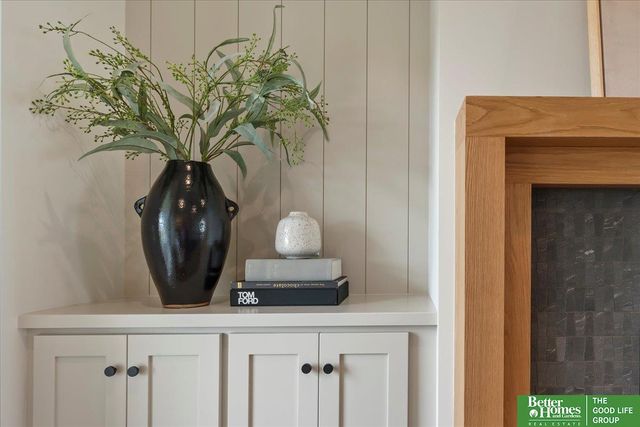 3639 S 218th Avenue, Elkhorn, NE 68022