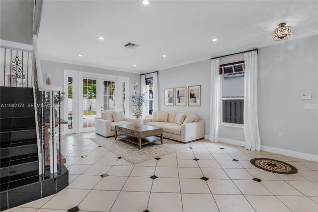 15862 SW 24th St, Miramar, FL 33027