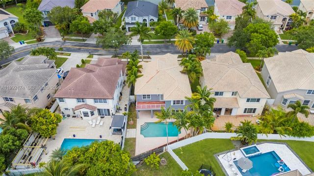 15862 SW 24th St, Miramar, FL 33027