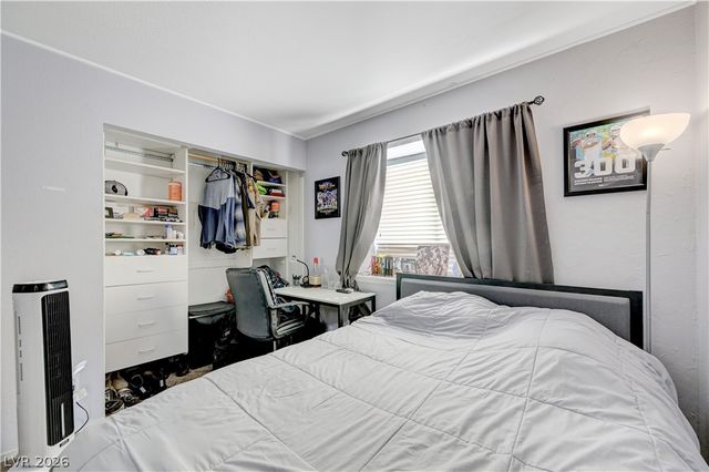 14 Barton Spring Circle, Henderson, NV 89074