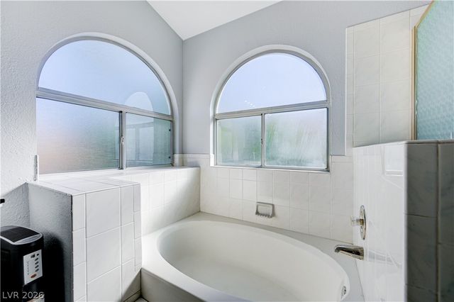 14 Barton Spring Circle, Henderson, NV 89074