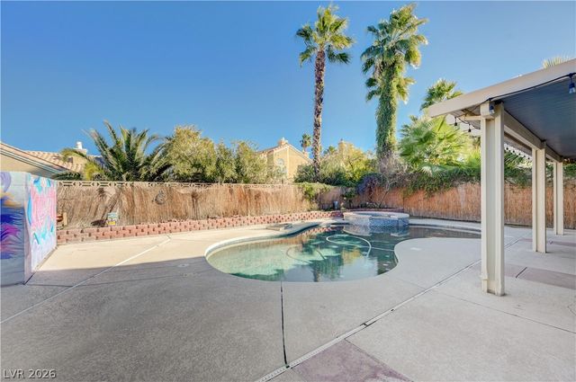 14 Barton Spring Circle, Henderson, NV 89074