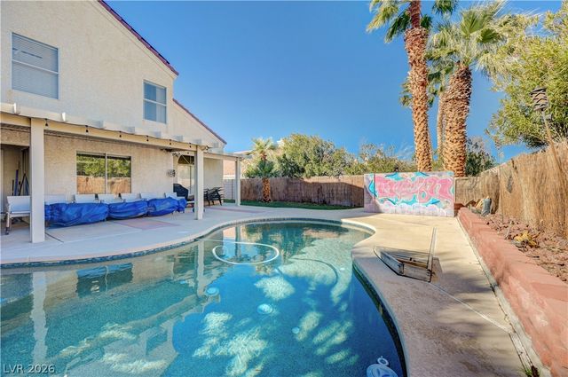 14 Barton Spring Circle, Henderson, NV 89074