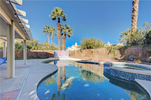 14 Barton Spring Circle, Henderson, NV 89074