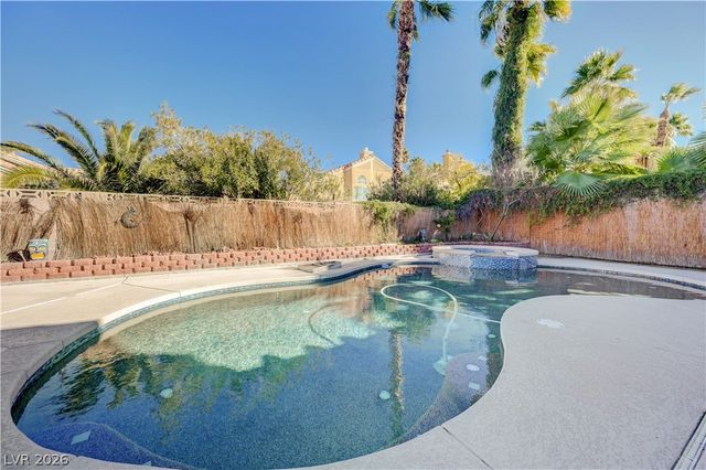 14 Barton Spring Circle, Henderson, NV 89074