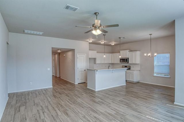 3420 Mount Nebo Drive, Yukon, OK 73099